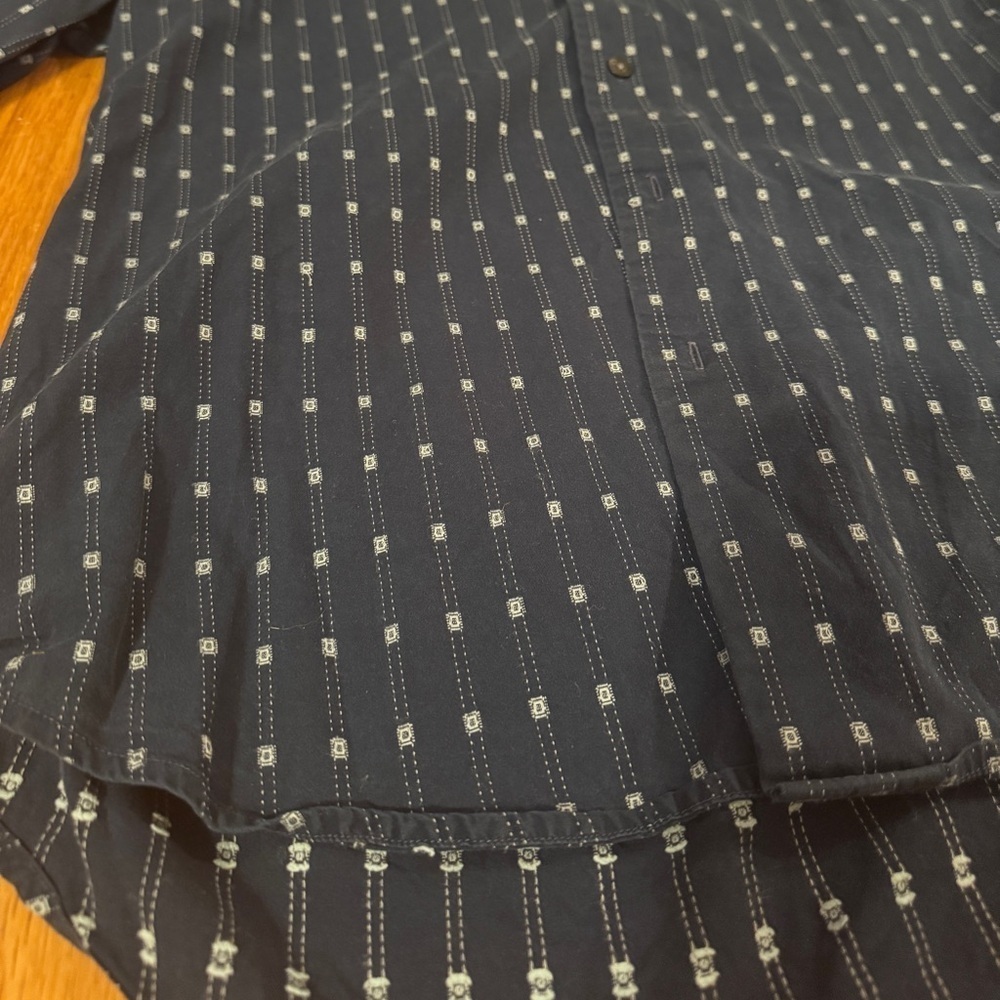 Express button up​​​ - Picture 2 of 6
